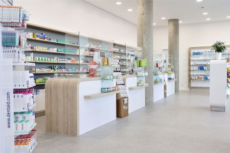 Gütler Objekteinrichtungen - Apothekeneinrichtung