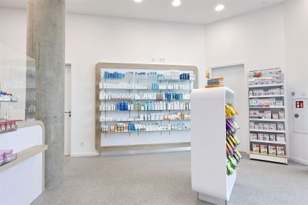 Gütler Objekteinrichtungen - Apothekeneinrichtung