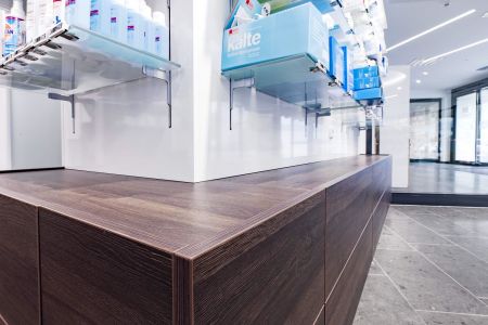 Gütler Objekteinrichtungen - Apothekeneinrichtung