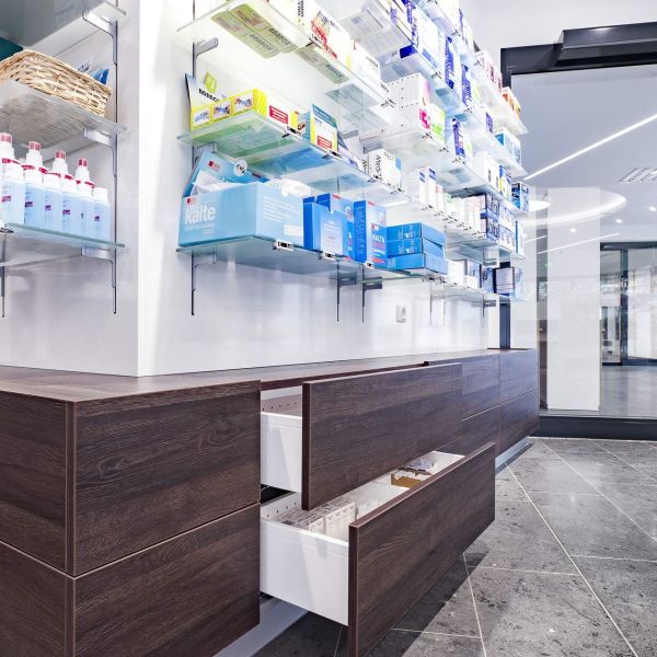 Gütler Objekteinrichtungen - Apothekeneinrichtung